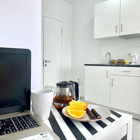Ferienwohnung Жк Светлопарк Kiew Exterior foto