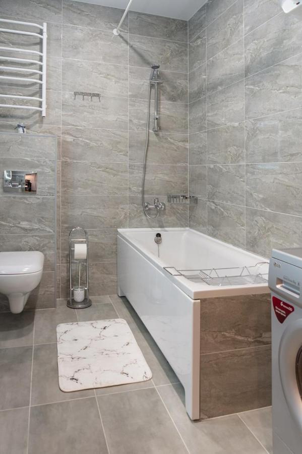 Ferienwohnung Жк Светлопарк Kiew Exterior foto