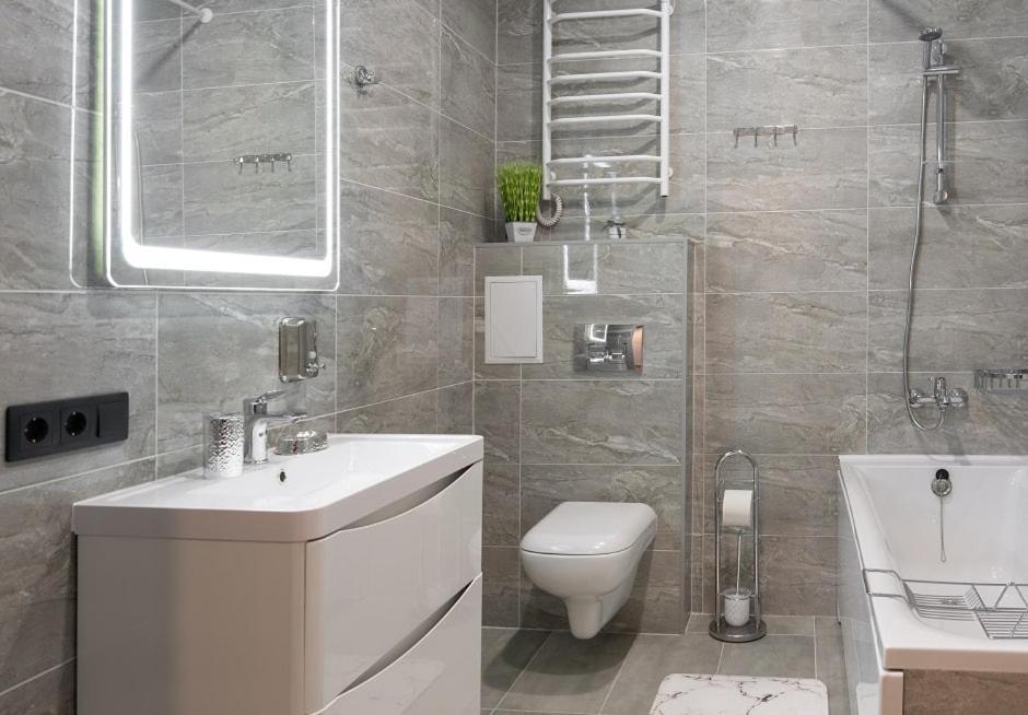 Ferienwohnung Жк Светлопарк Kiew Exterior foto